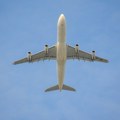 После повлачења авиона због софтвера Ербас на новим мукама и проблем с квалитетом панела приземљује А320! Падају и акције