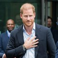 Poslednja faza rata princa Harija protiv britanskih tabloida: Vraća se u London i čeka ga teška bitka