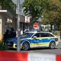 (Foto) Završena talačka kriza u banci u Nemačkoj: Taoci nepovređeni, počinioci pobegli