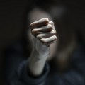 Suprugu šamarao i maltretirao 5 dana neprekidno Užas na Novom Beogradu: Tražio od nje da mu plati ako hoće da prestane s…