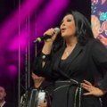 Uvek sa osmehom i punog srca izlazim na binu: Dragana Mirković posle sedam godina oduševila Kikindu (foto)