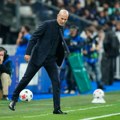 (VIDEO) Jednom majstor… Zidan jednim dodirom kontroliše loptu