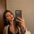 Ona je cimerka Atine Tošić s kojom deli troškove: Mama je bivša misica, otac biznismen, a Daria nestvarno lepa
