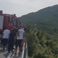 Najmanje dve osobe poginule: Crnogorska policija saopštila nove detalje o sletanju autobusa s puta