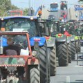 Grčki poljoprivrednici u konvoju traktorima krenuli u Atinu, traže pomoć vlade zbog rasta cena