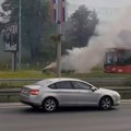 Drama kod geneksa: Plamen guta automobil na auto-putu, stigli vatrogasci