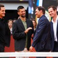 Mali Nadal ukrao šou tati! Pogledajte kako je Rafin sin zamalo "ispalio" Novaka: Đoković mu pružio ruku, a on... (video)