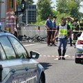 Avion se sručio na auto-put, ima mrtvih Jezive scene na mestu tragične nesreće u Italiji (foto)