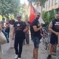 Građani ispred suda u Novom Sadu, danas saslušanje Bačulova i drugih privedenih