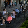 Ojadili španske ugostitelje: Dva meseca im krali stolice, a posle prodavali i u našem komšiluku