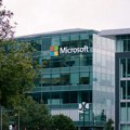 Tehnološki giganti Epl i Majkrosoft sada "teški" više od četiri biliona dolara
