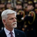 Predsednik Češke optužio šefa diplomatije da ga ucenjuje i objavio SMS poruke
