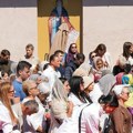 Spasovdanska litija na čelu sa Pojasom Presvete Bogorodice krenula od Vaznesenjske crkve