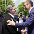 Vučić završio trodnevnu posetu Gruziji, lično ga ispratio predsednik Kavelašvili