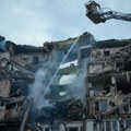 Novi masovni napad na Kijev: devet poginulih, spasilačke ekipe tragaju za preživelima
