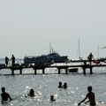 Zbog izlivanja goriva u more zatvorena glavna plaža u Portorožu: "Širi se ka obali"