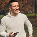 (Foto) Oženio se brat Pelin: Suze radosnice na venčanju, a svi gledaju u njegovu prelepu suprugu, prizori sa raskošne svadbe…