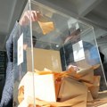Na pojedinim biračkim mestima u Kragujevcu glasanje još traje