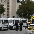 Učenica koledža u Francuskoj preminula od srčanog udara izazvanog stresom zbog napada nožem u školi