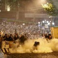 Otkazana sednica parlamenta Gruzije zbog upada demonstranata u zgradu