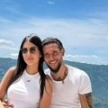 Anastasija i Nemanja otišli pod Ostrog: Par se oglasio sa svetog mesta, a ona je podelila jaku poruku