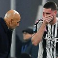 (VIDEO) Juventus kaznio Dušana Vlahovića zbog događaja na meču sa Fiorentinom