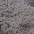 (Видео) Шта се ово десило са морем у омиљеном летовалишту Срба?! Редак феномен забележен камером након страховитог невремена…