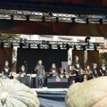 Ritam koji daje život muzici: Mladi bubnjari iz Kikinde svirkom oduševljavaju sugrađane (foto/video)