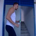 VIDEO: Jokić se vratio sa OI - Sombor, potkošulja, pivo i trka konja