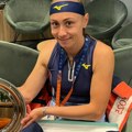 Lomiću čaše, samo da me ne izbace iz lokala! Kako će Aleksandra Krunić da proslavi osvajanje srebrnog tanjira na Grend…