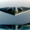 Tramp odlučio?; Poleteli moćni američki bombarderi - spremni za dvotonske bombe?
