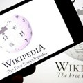 Wikipedia ima manje poseta od kada koristi AI