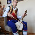Novosađanin vasilije golubović najbolji mladi guslar u Srbiji u krvi mi je tradicija predaka