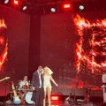 Zovi je Hani, Hani: Maja Berović prva specijalna gošća na koncertu "Magla" benda (foto)