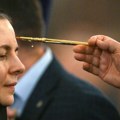 Vernica upitala sveštenika da li sme da trpi nasilje u braku: Otac Dejan dao odgovor koji svako treba da čuje