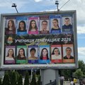 Učenici generacije "osvanuli" na bilbordu u centru grada