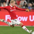 Vezista napustio Mančester junajted: Van de Bek karijeru nastavlja u Bundesligi