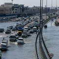 Postepeno se uspostavlja saobraćaj na aerodromu u Dubaiju koji je i dalje poplavljen