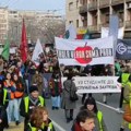 VIDEO: Protest podrške prosvetarima u Beogradu - studenti, građani i penzioneri ujedinjeni