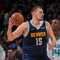 Nikola Jokić ispisao istoriju NBA lige: Tripl-dabl za pamćenje uprkos porazu Denvera! (video)