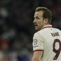 VIDEO Pogledajte kako je Hari Kejn proslavio prvi trofej u karijeri: Onda je Bajern objavio fotografiju koja se masovno deli