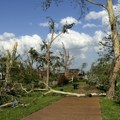 Tornado poharao Kentaki i Misuri: 27 mrtvih, desetine povređenih u kritičnom stanju