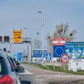 Zašto se prelazak granice odužio? EES u praksi nije sproveden, trebalo je da traje manje od minuta