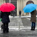 Malo vruće, malo hladno! Od snega do čak 12 stepeni - kakvo vreme nas očekuje danas?