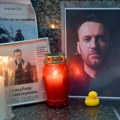 Svešteniku koji je sahranio Navaljnog zabranjen rad