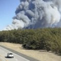 (FOTO/VIDEO) Vanredno stanje zbog požara na Long Ajlendu: U opasnosti kuće, hemijska fabrika i Amazonovo skladište