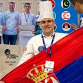 Miloš je najmlađi nastavnik u školi, ima tek 23 godine, a kulinarstvom se bavi punu deceniju! Proslavio Srbiju na važnom…