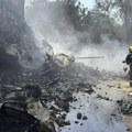 Srušio se putnički avion u Indiji: U njemu bilo više od 240 ljudi, leteo ka Londonu VIDEO