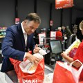 Mali sa spiskom u prodavnici najavio i novu kupovinu od 1. septembra: Očekujem smanjenje cena velikog broja proizvoda
