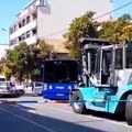 Maloletica poginula u saobraćajnoj nesreći u Zemunu, tri osobe povređene